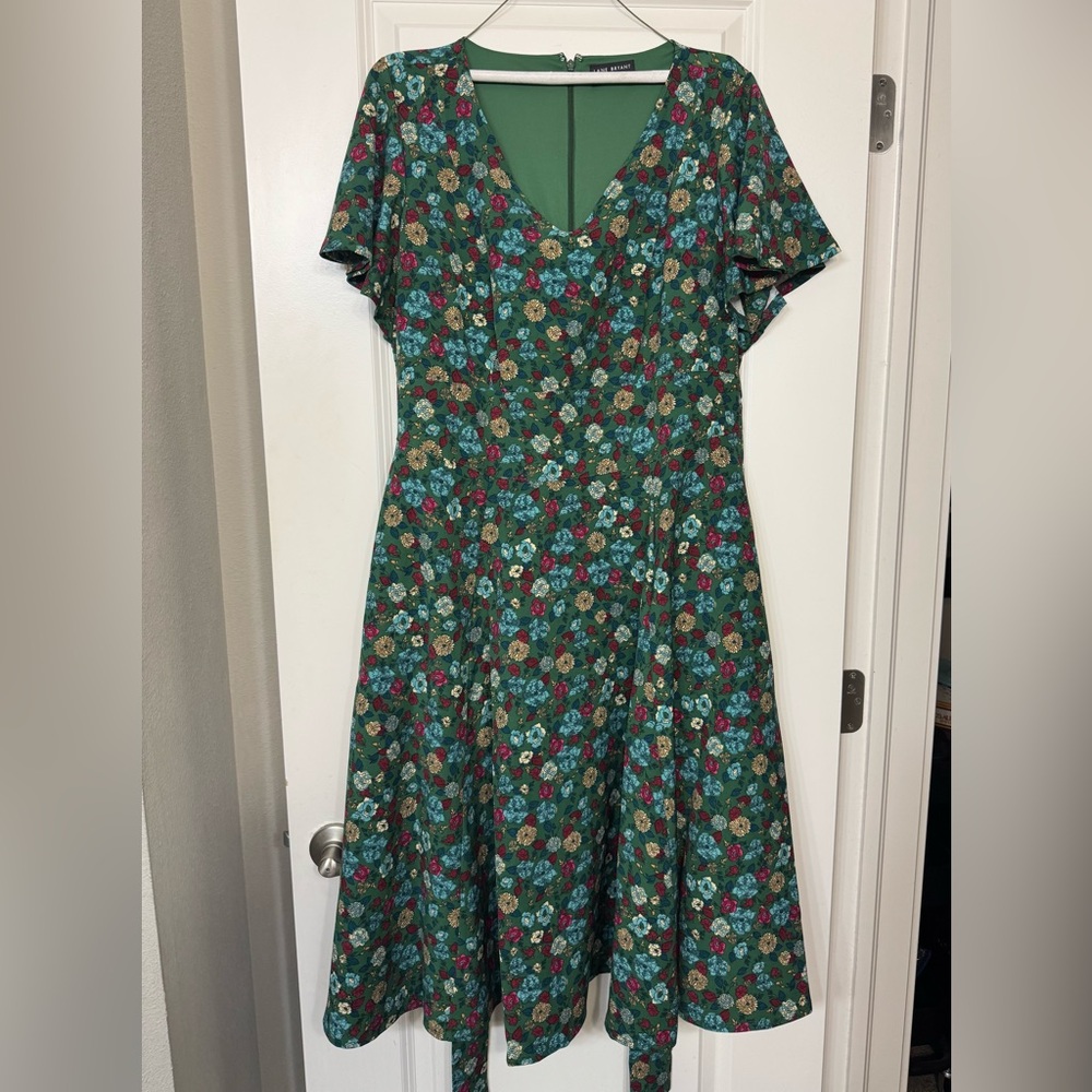 Lane Bryant Green Floral Flutter Sleeve Dress
